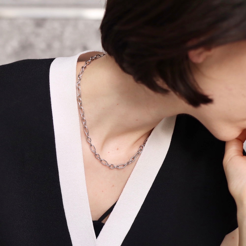 N039 stainless cut cross chain necklace