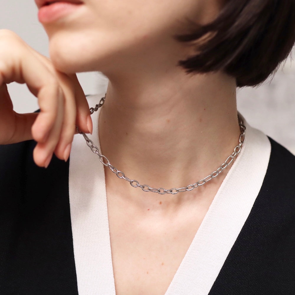 N039 stainless cut cross chain necklace