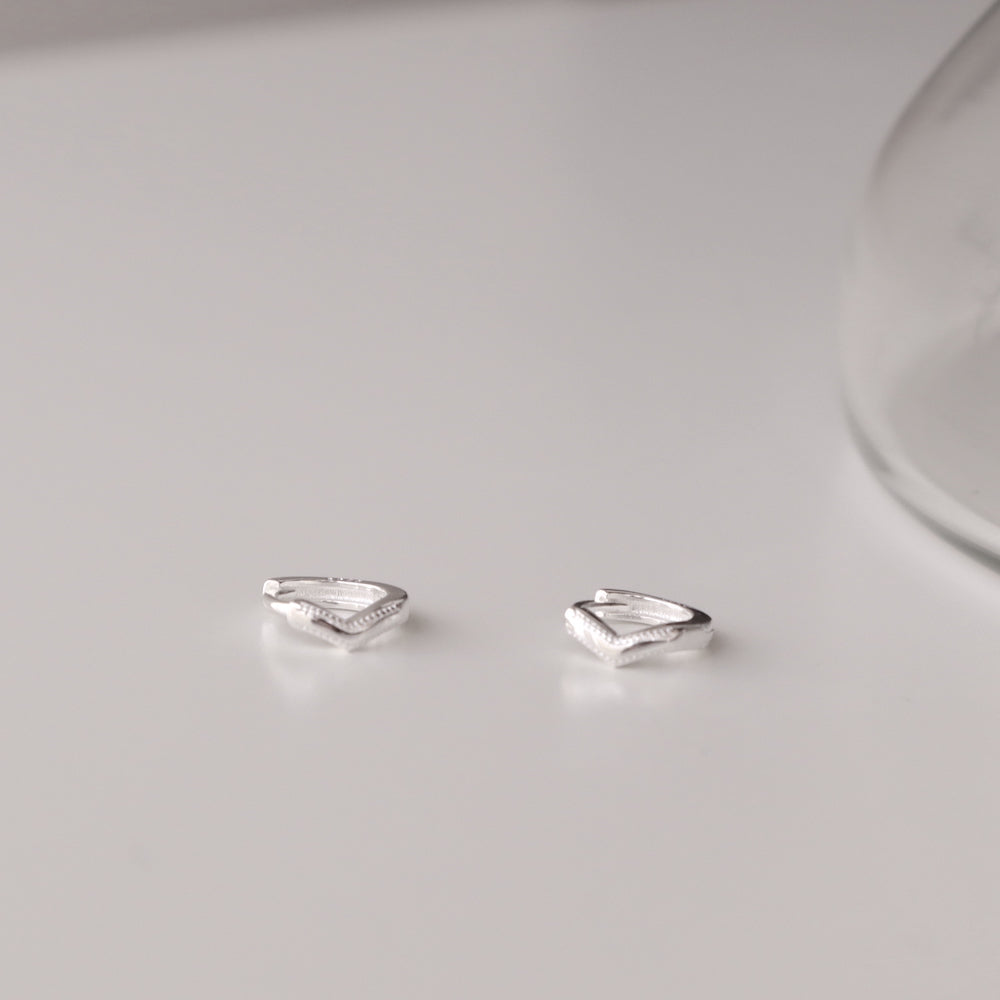 P348 silver925 v-shaped minimum hoop pierce