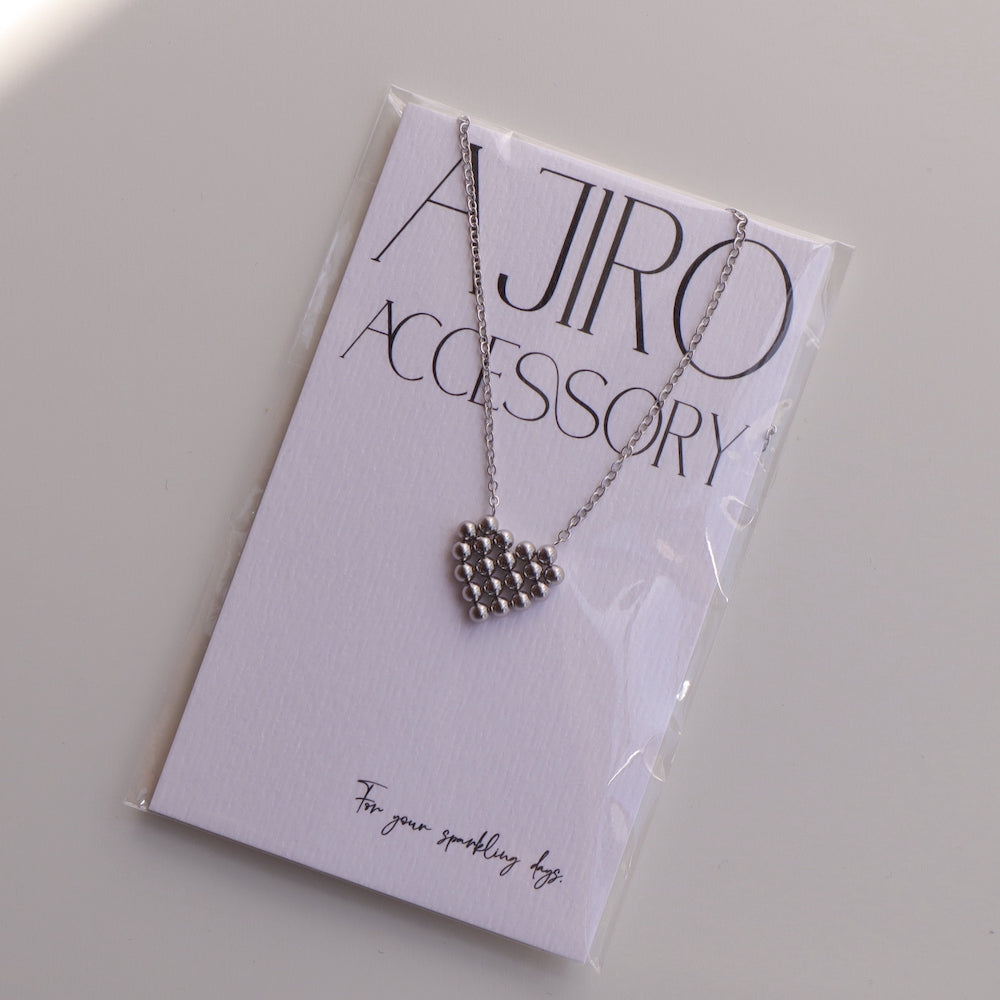 N176 stainless heart motif necklace