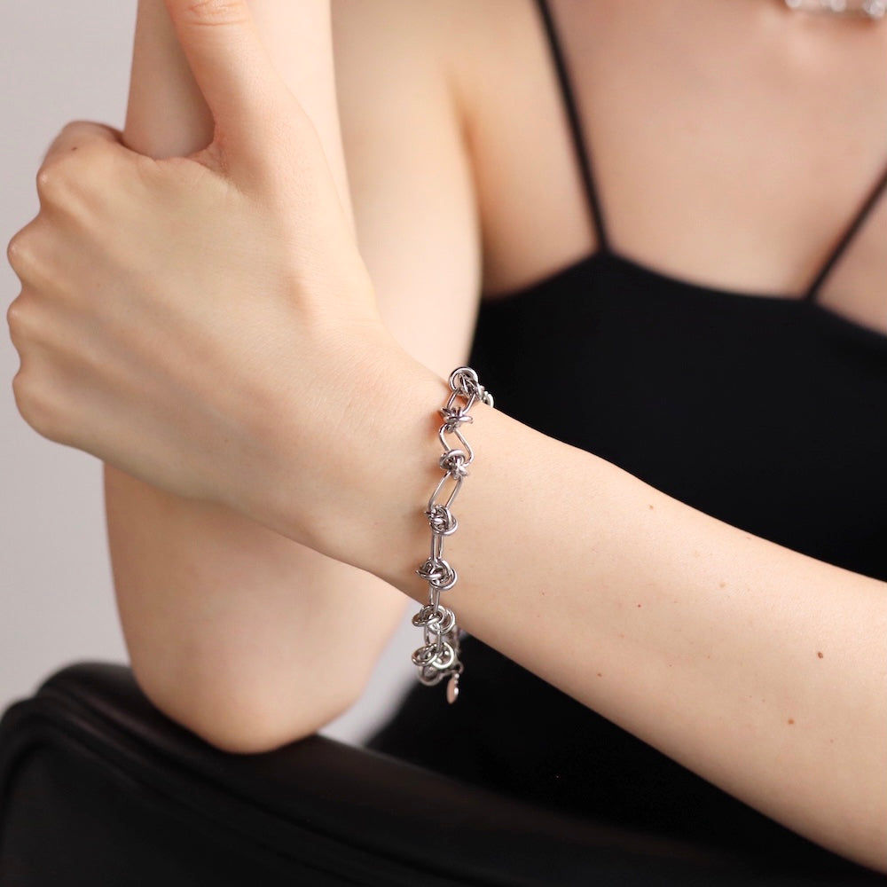 N063 stainless knot chain bracelet