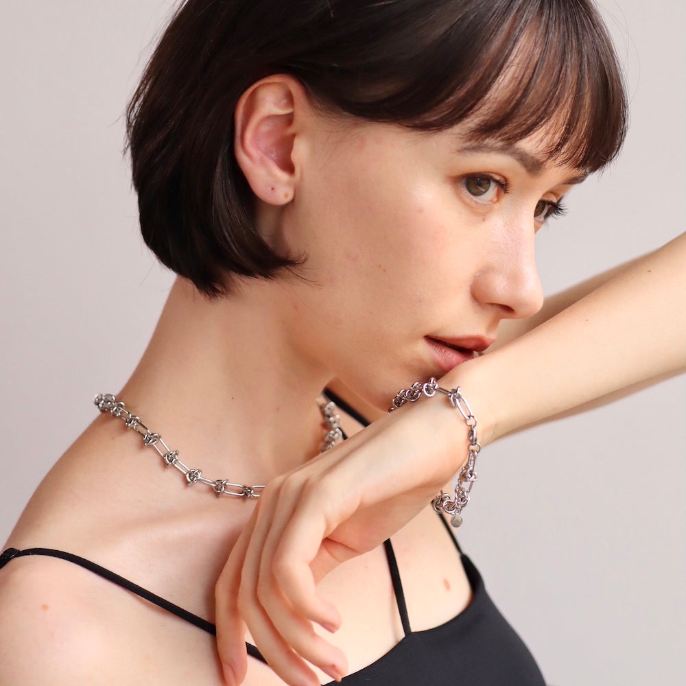 N063 stainless knot chain bracelet