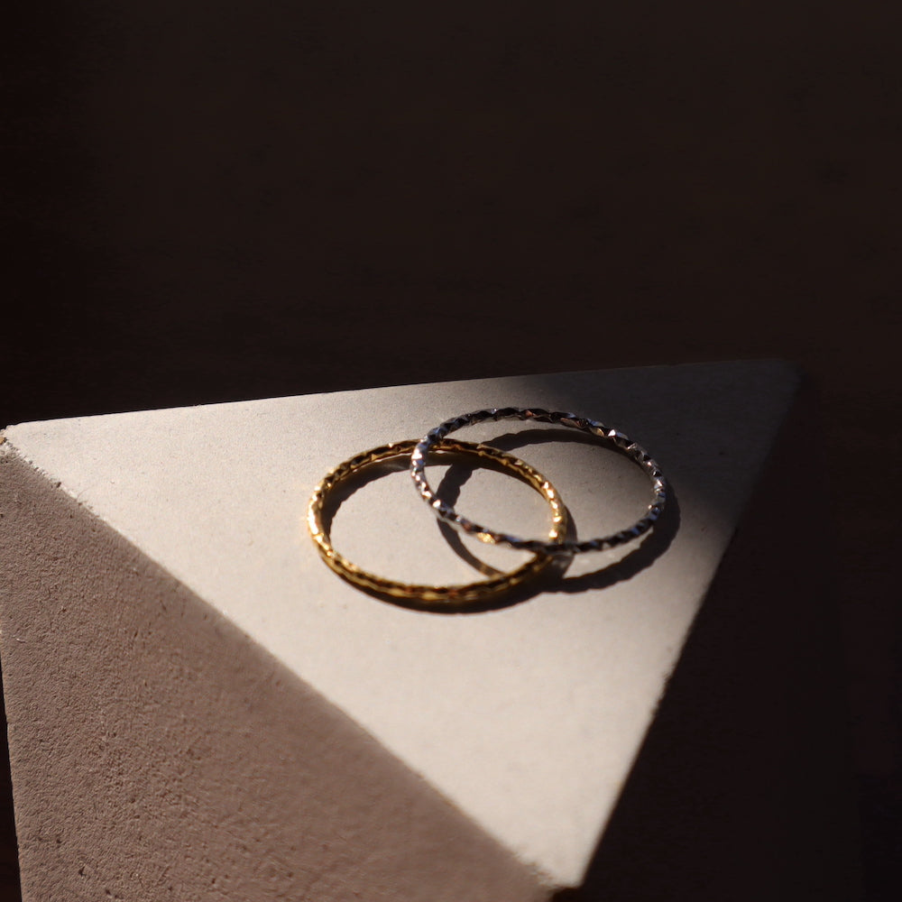 R075 stainless simple delicate ring