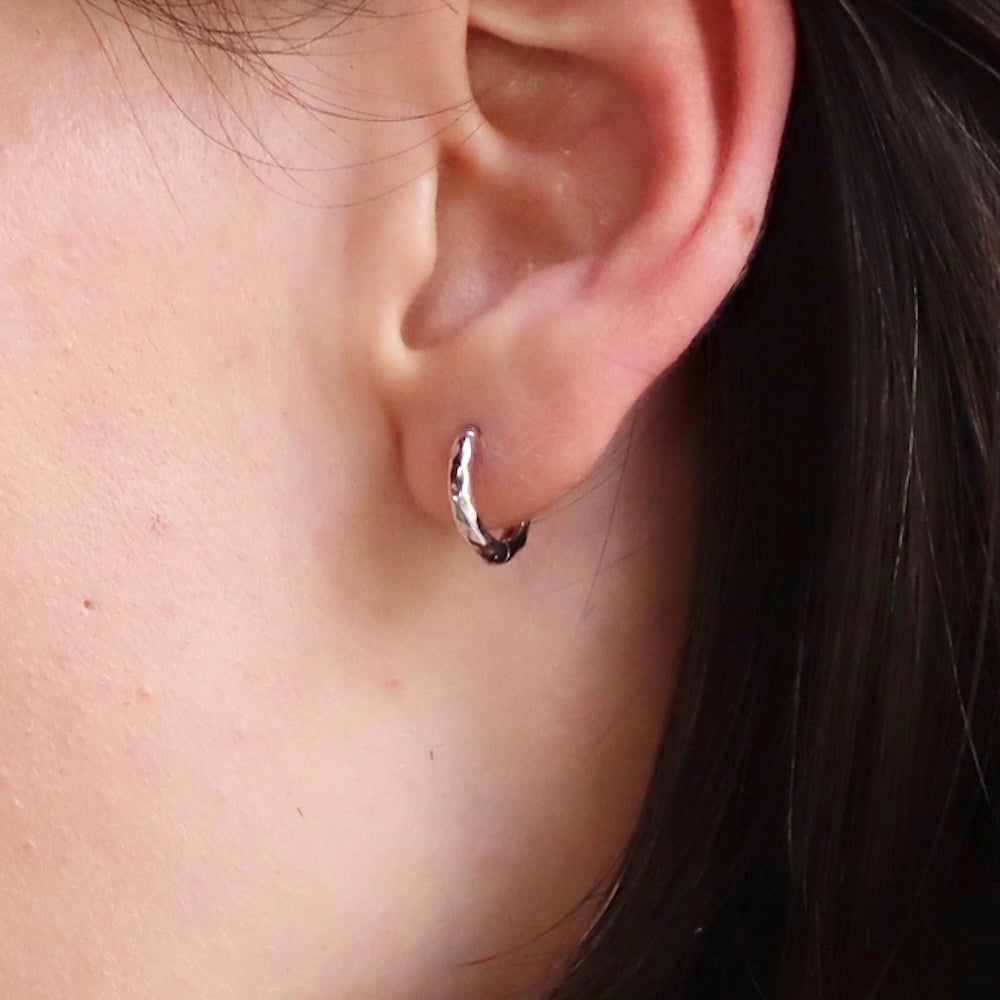 P023 silver925 texture hoop pierce