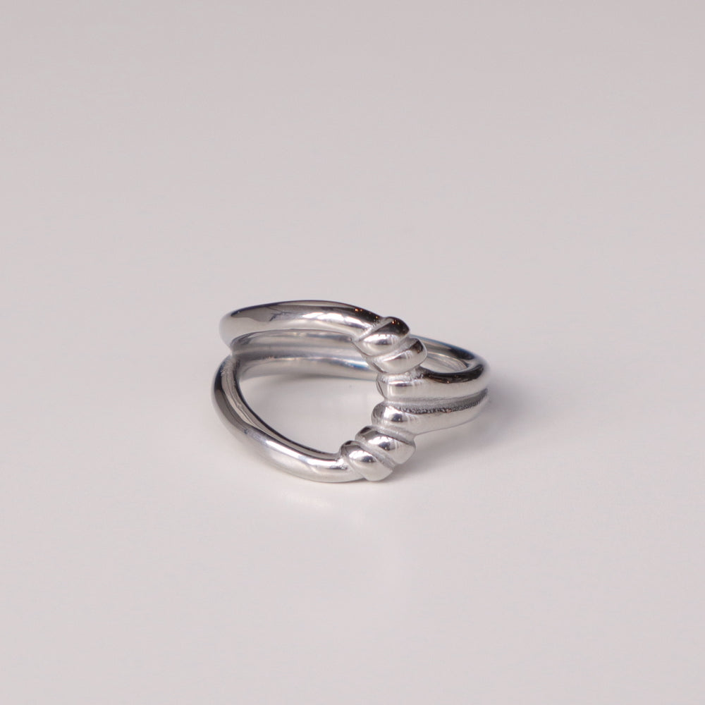 R051 stainless oversized twist knot ring