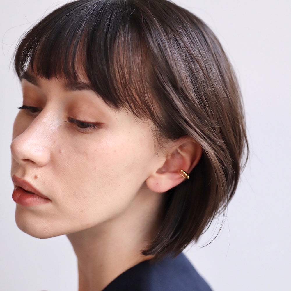 C057 silver925 connected ball earcuff