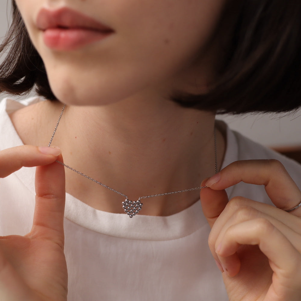 N176 stainless heart motif necklace
