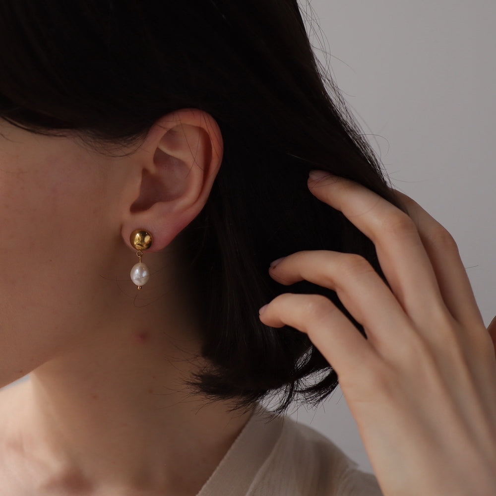 P310 stainless pearl charm pierce