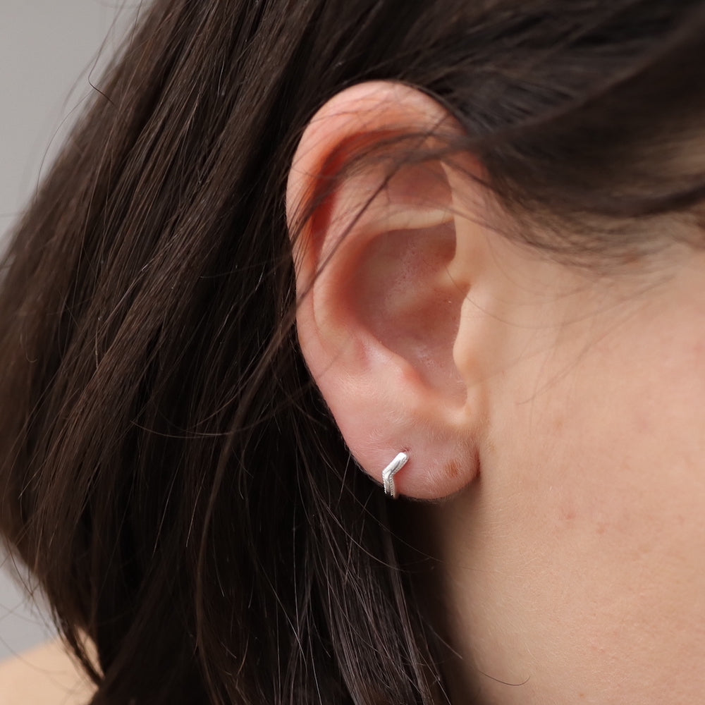 P348 silver925 v-shaped minimum hoop pierce