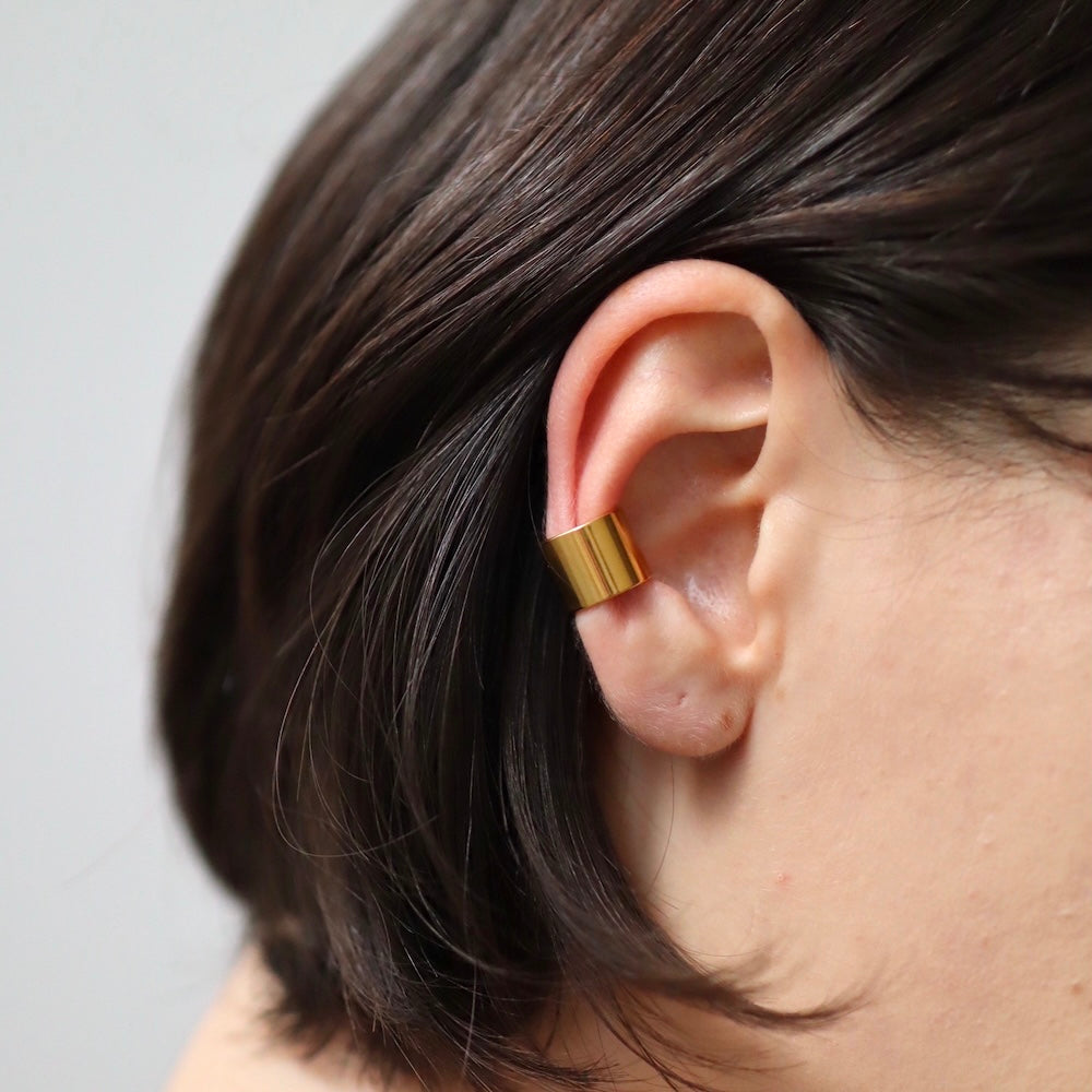 C025 stainless simple wide ear cuff