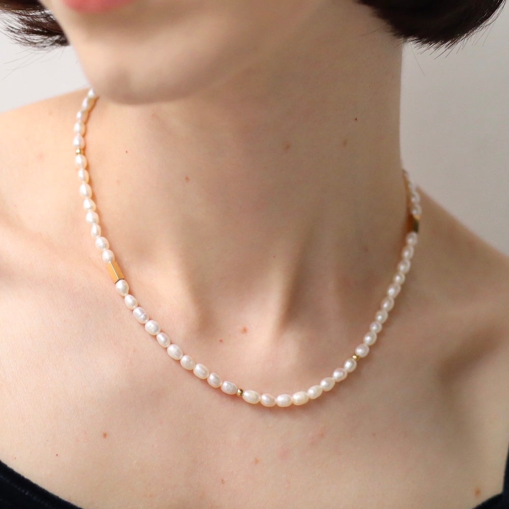 N137 stainless pearl necklace