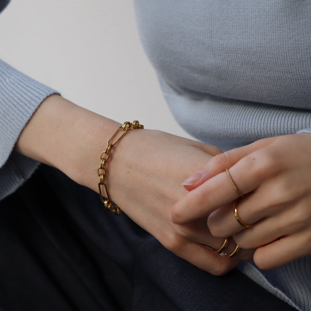 N122 stainless figaro chain bracelet