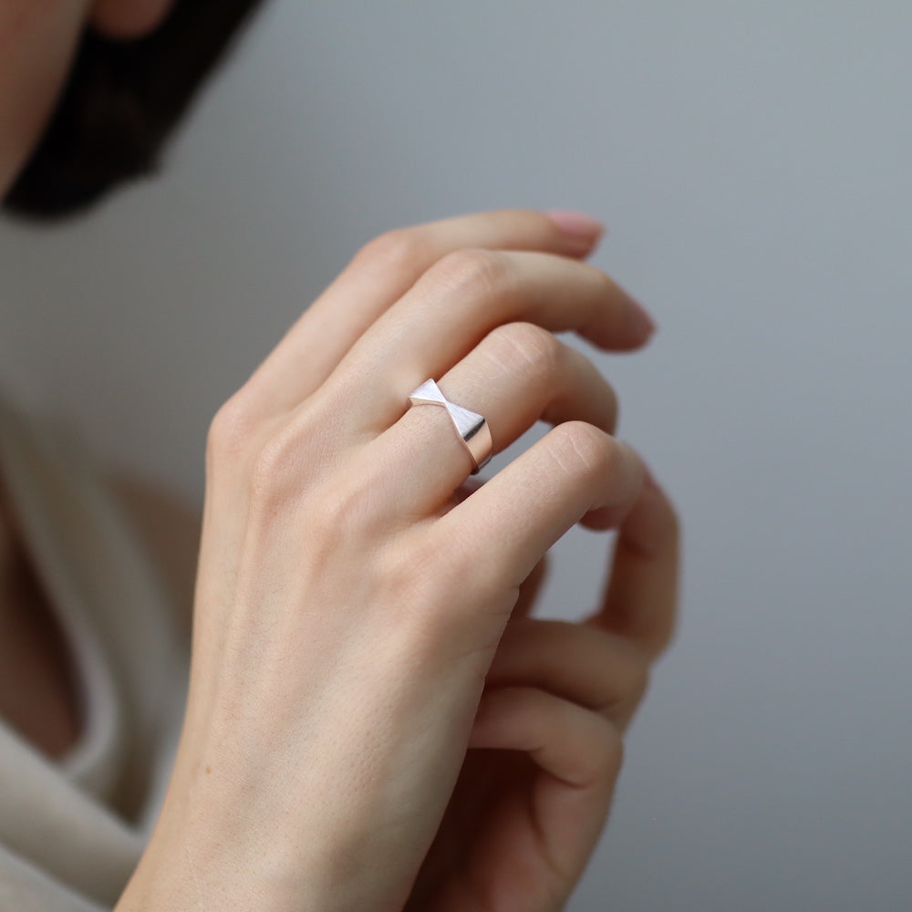 R030 silver925 ribbon design ring