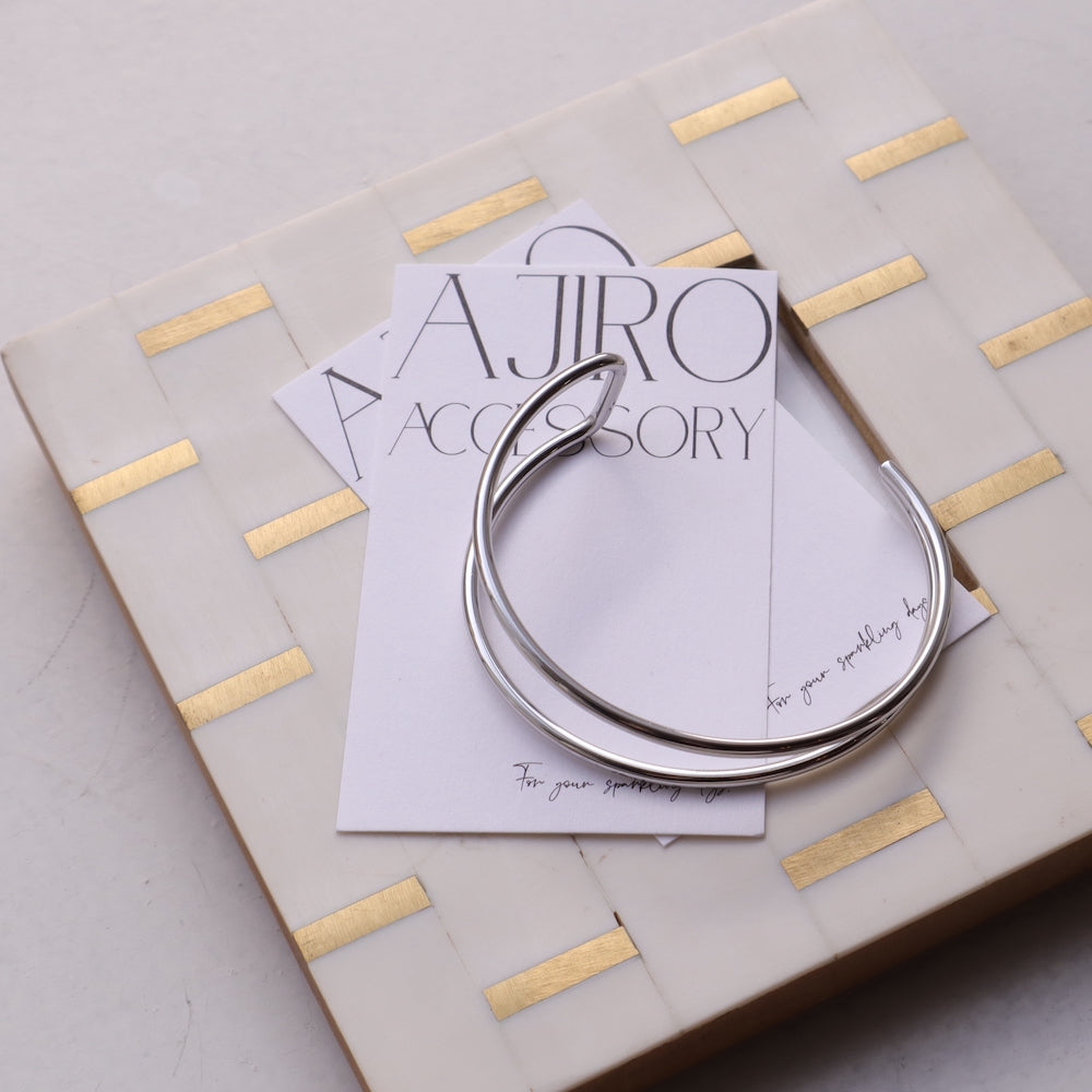 N030 stainless divided bangle