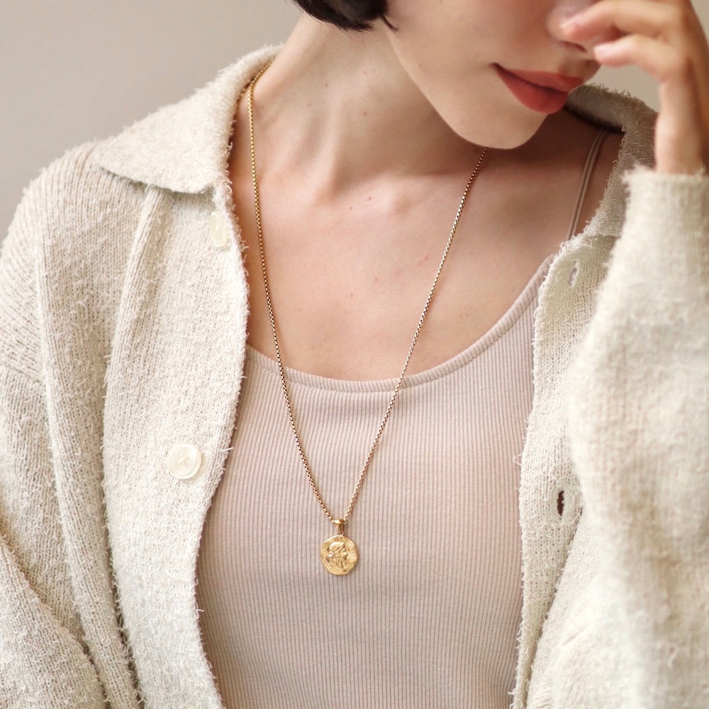 N136 stainless coin pendant