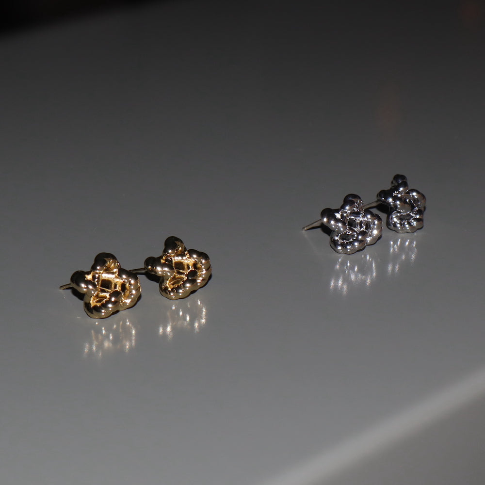 P337 flower twist minimum pierce