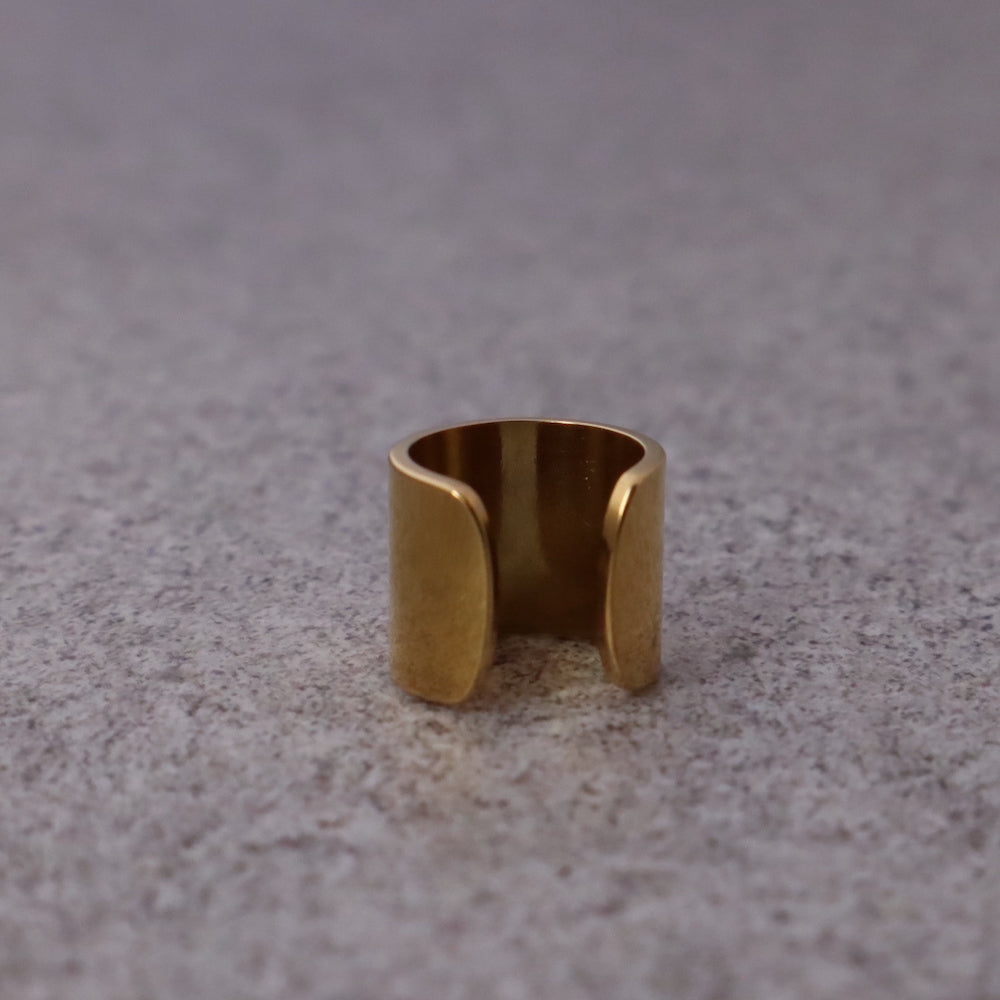 C025 stainless simple wide ear cuff
