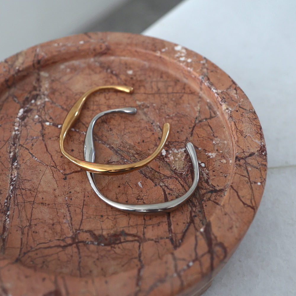 N221 stainless wave-design bangle
