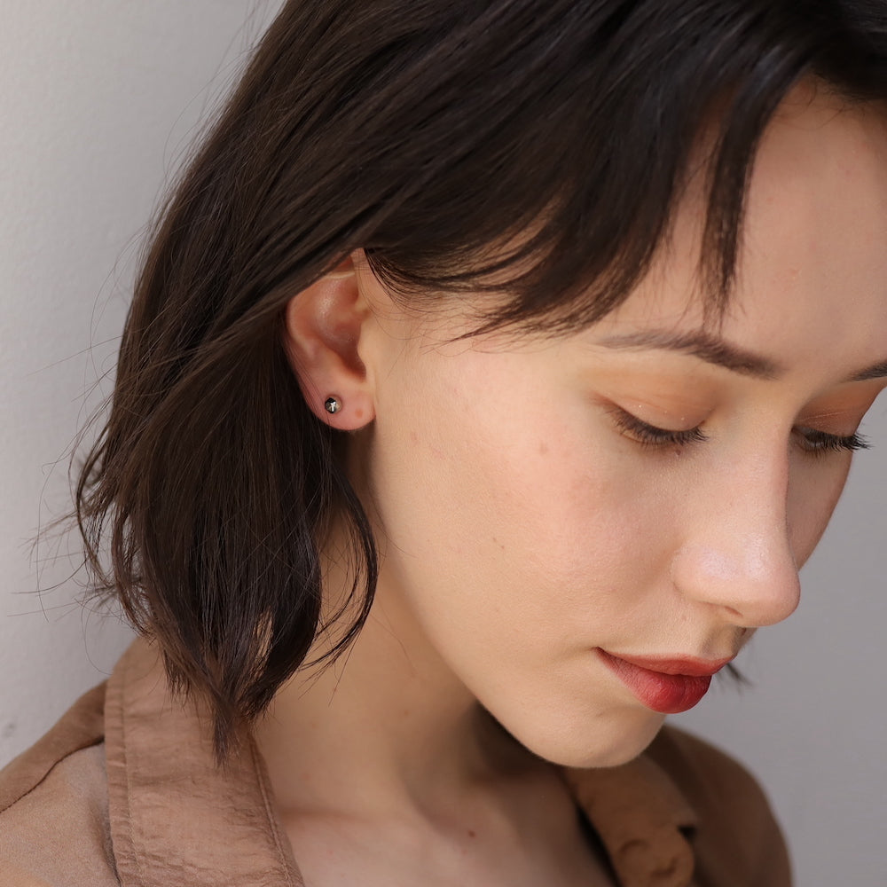 P100 stainless hammered design minimum pierce