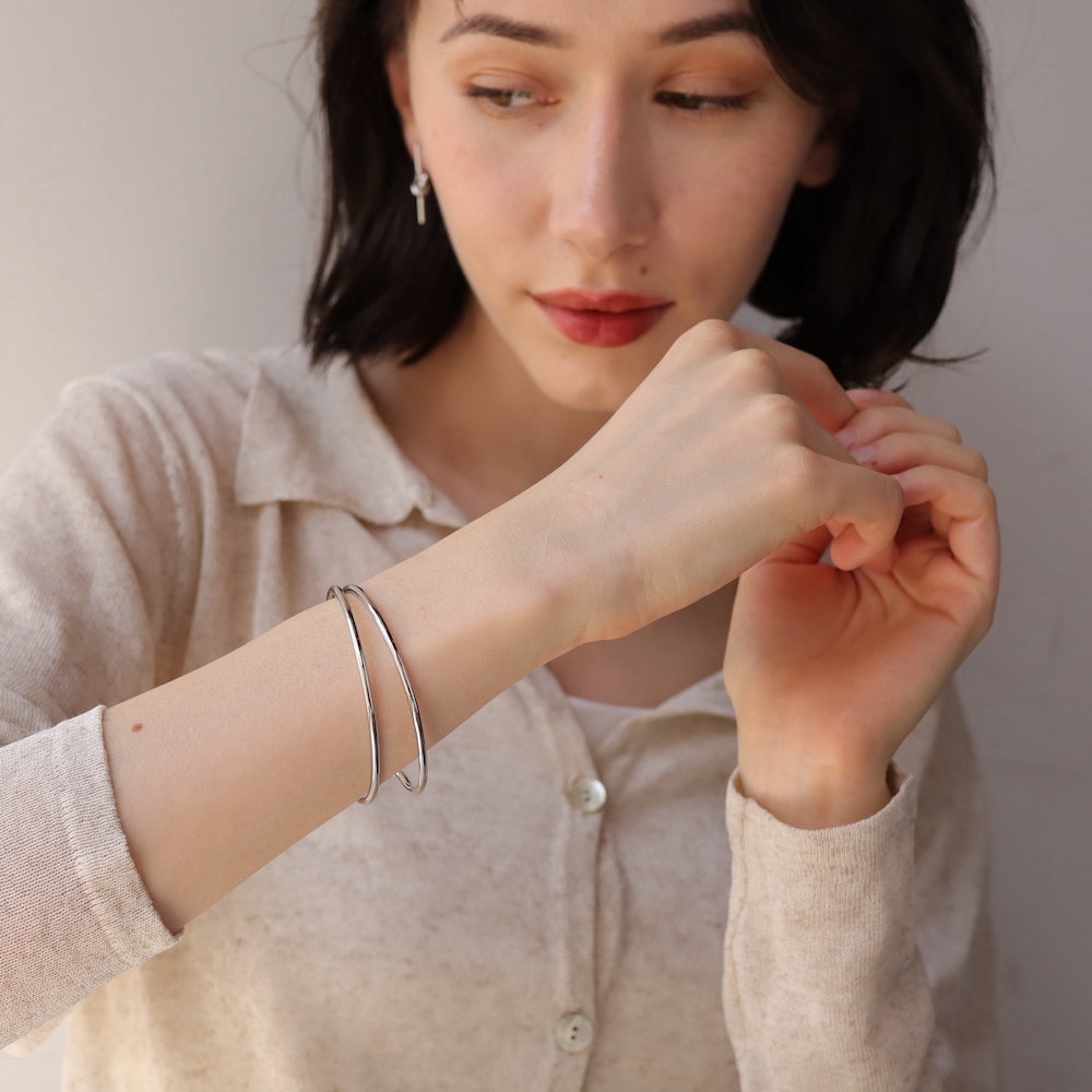 N030 stainless divided bangle