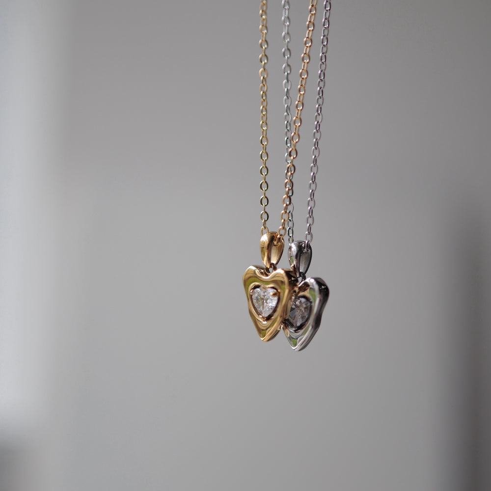 N246 stainless heart necklace