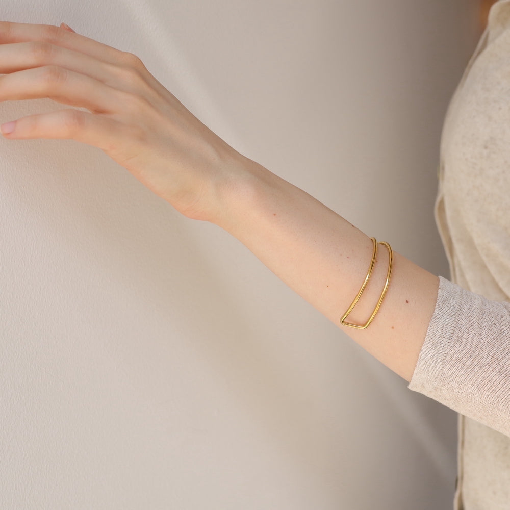 N030 stainless divided bangle