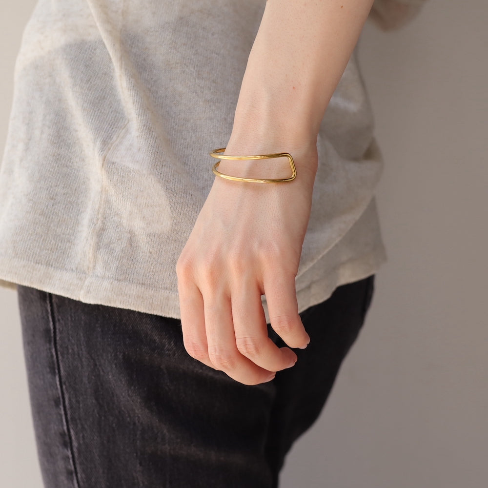 N030 stainless divided bangle
