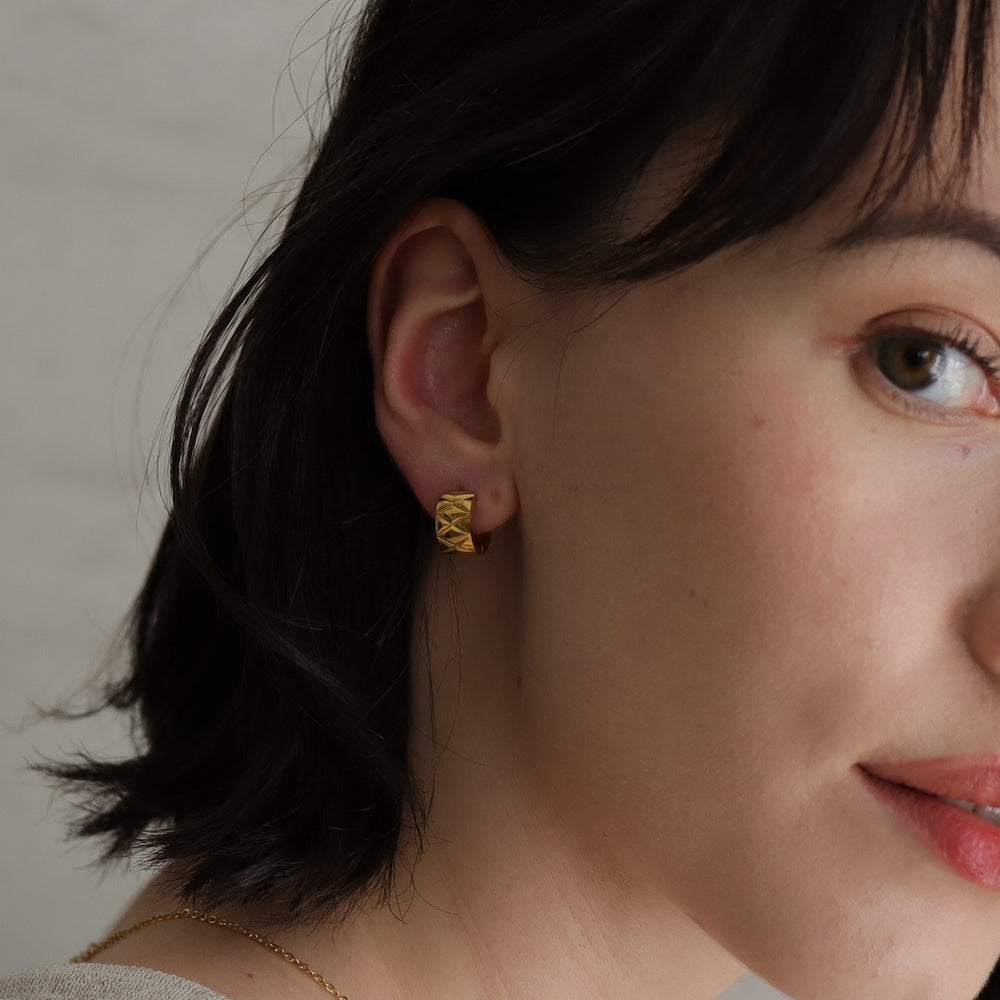 P325 stainless quilting design hoop pierce