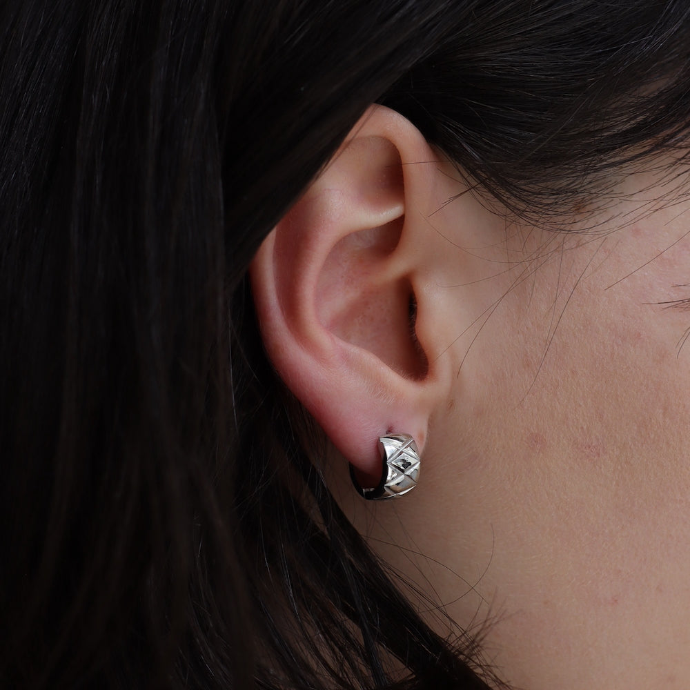 P325 stainless quilting design hoop pierce