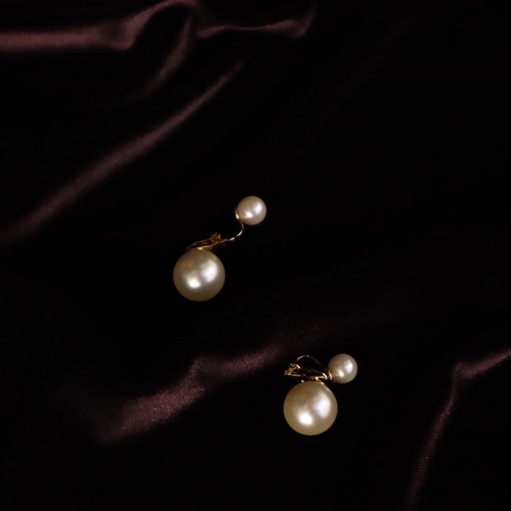 P335 2pearl oversized earring