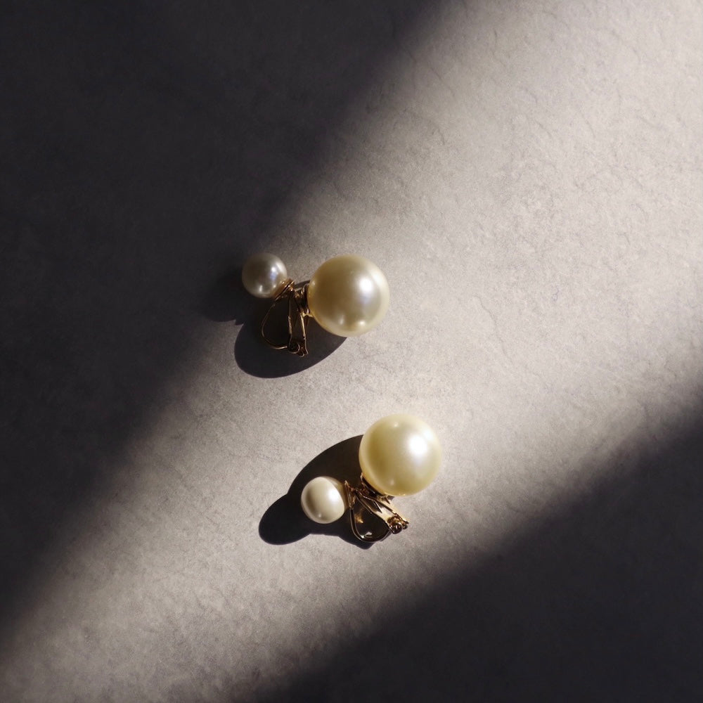 P335 2pearl oversized earring
