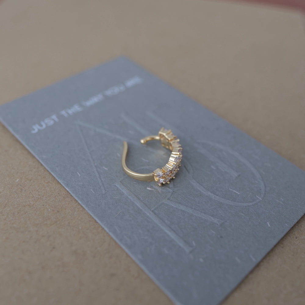 C010 zirconia ear cuff