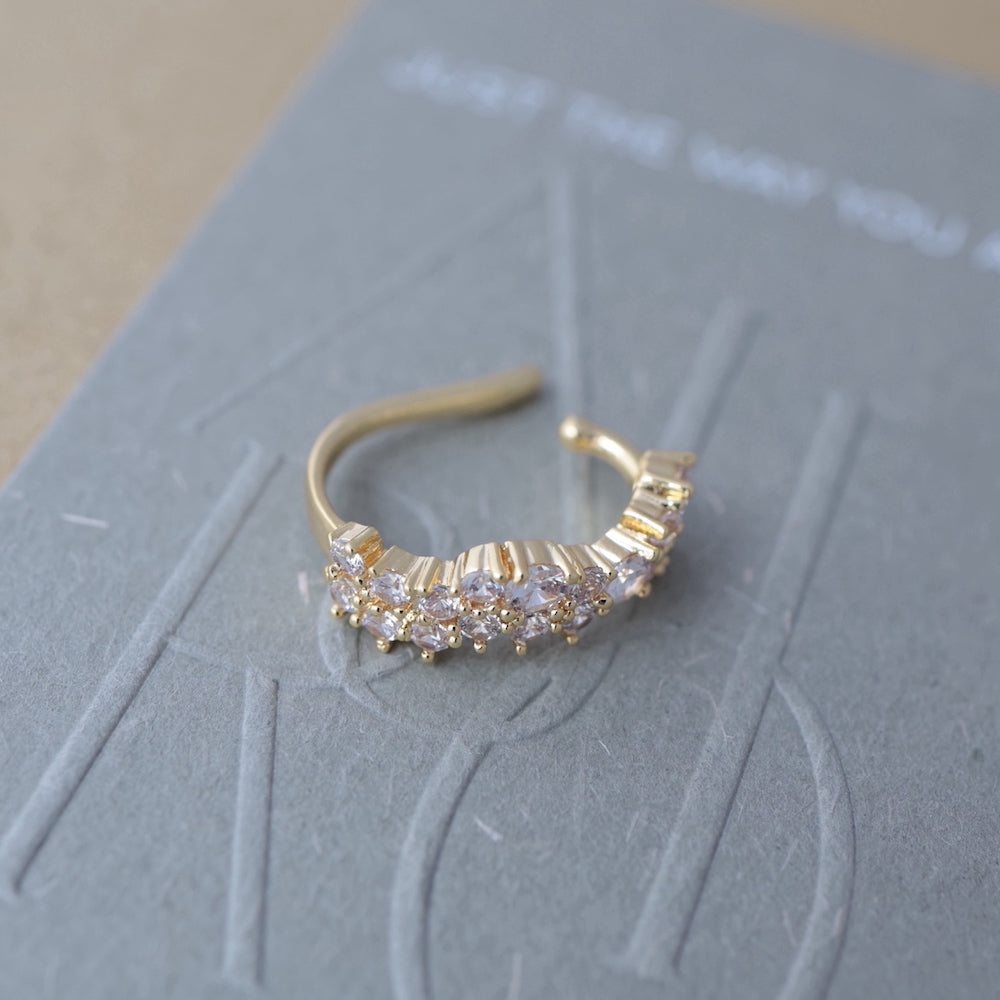 C010 zirconia ear cuff