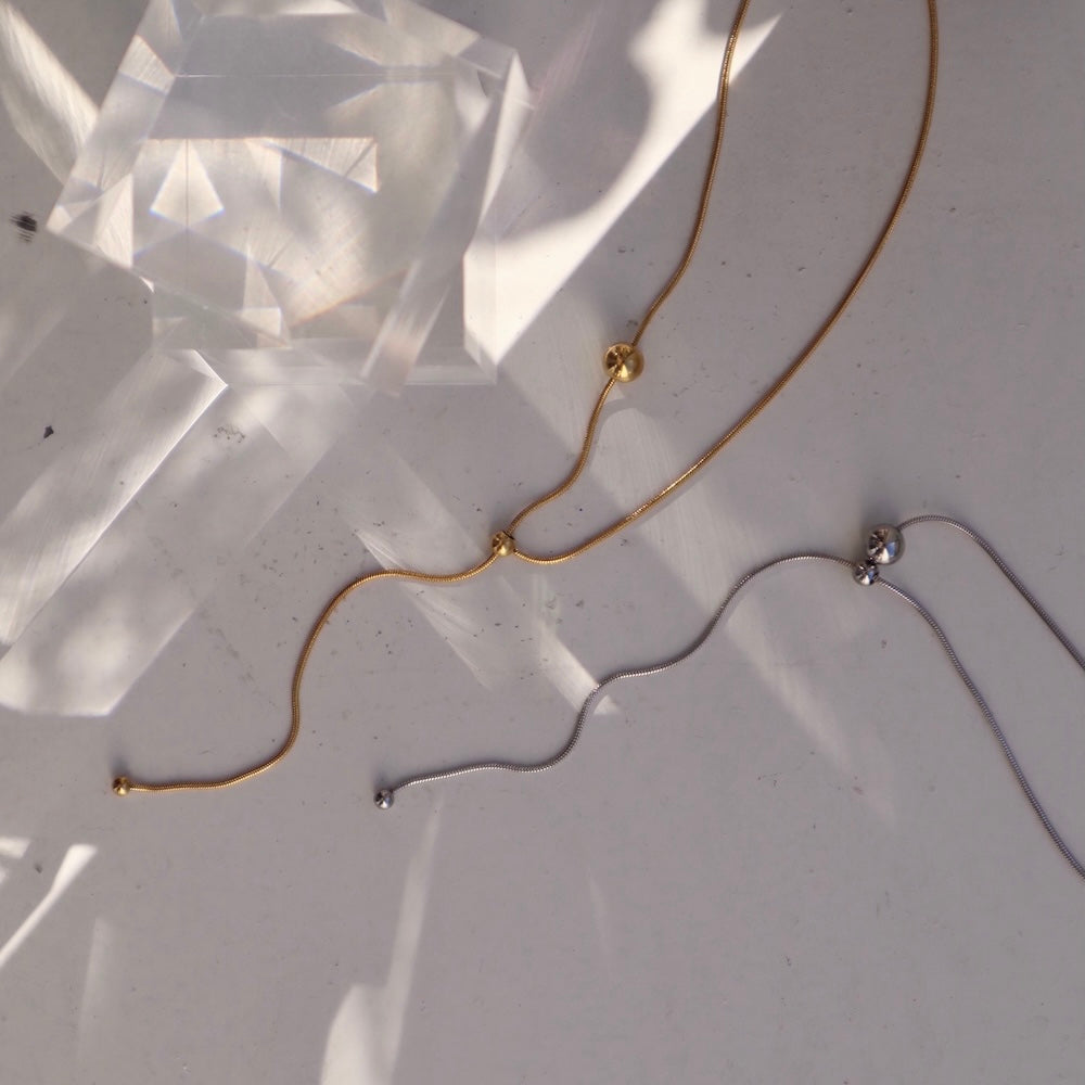 N182 stainless simple ball necklace