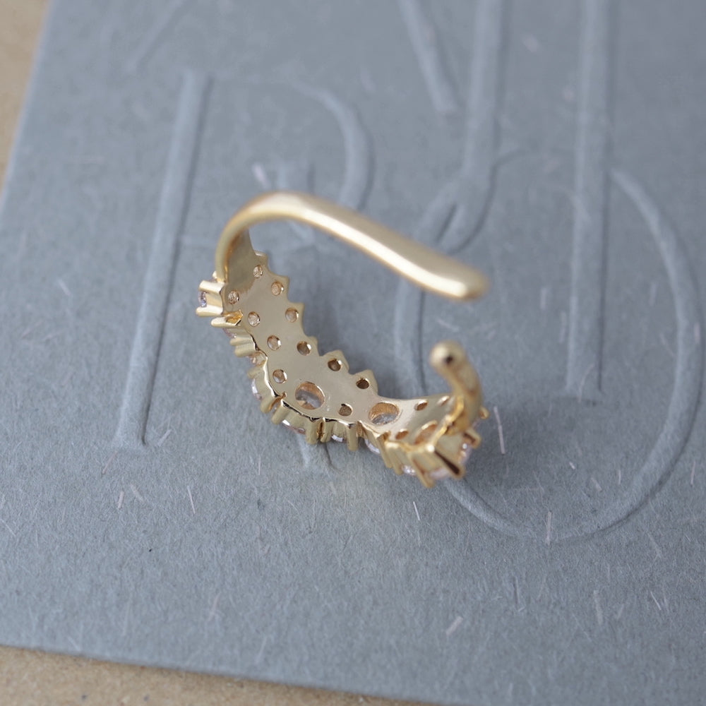C010 zirconia ear cuff