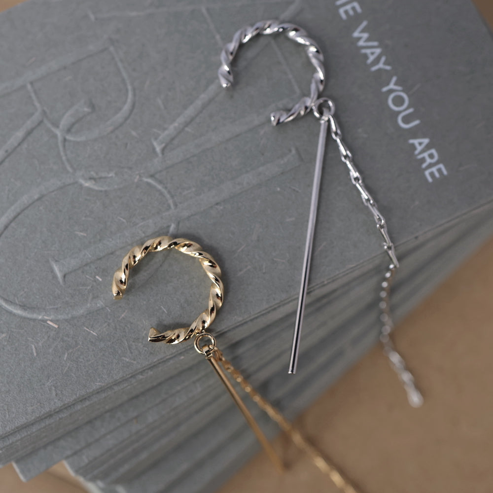 C021 long chain ear cuff