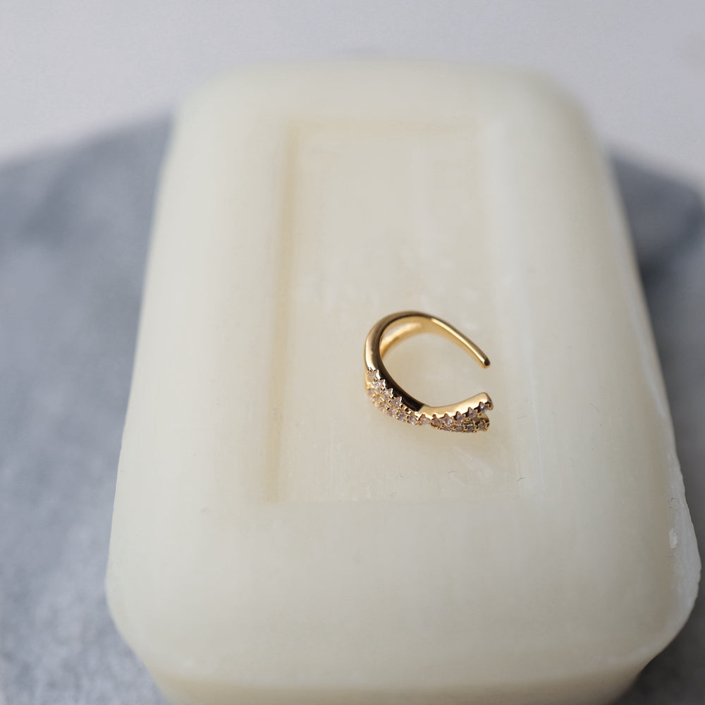 C032 zirconia cross ear cuff