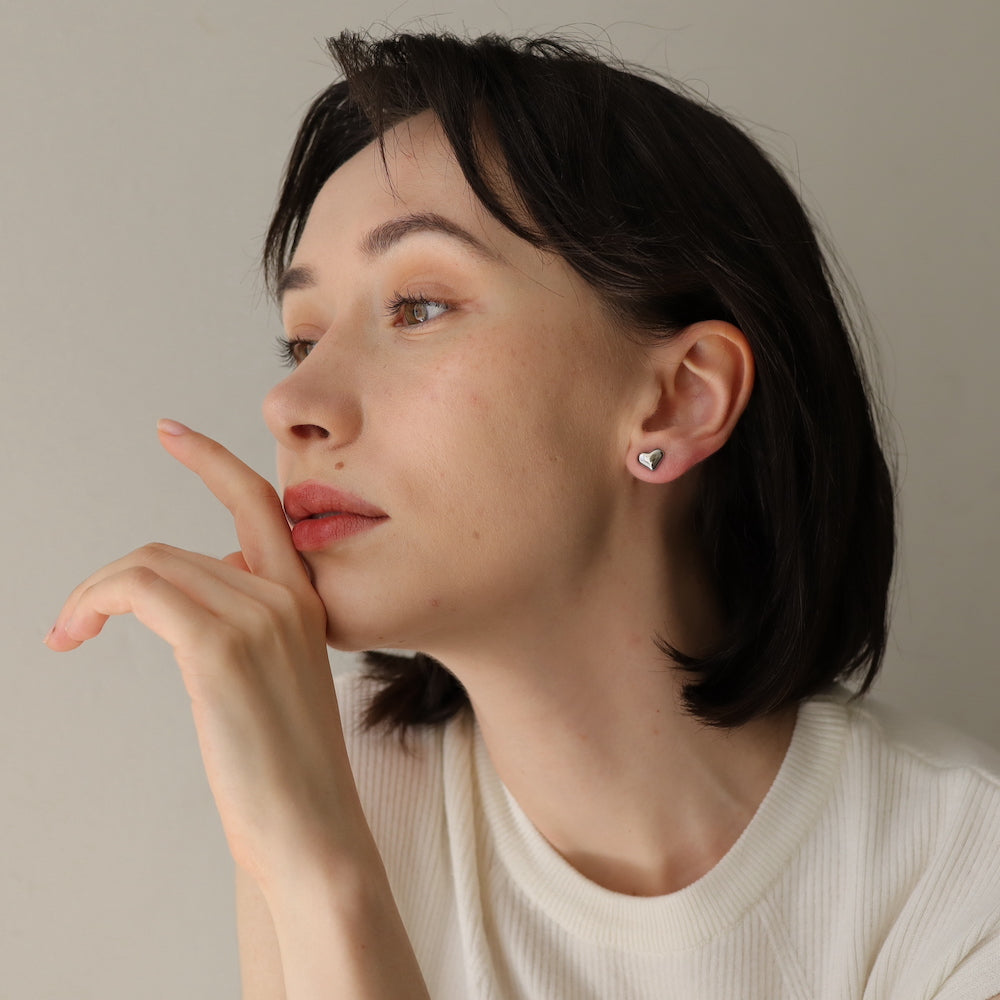 P072 stainless heart minimum pierce