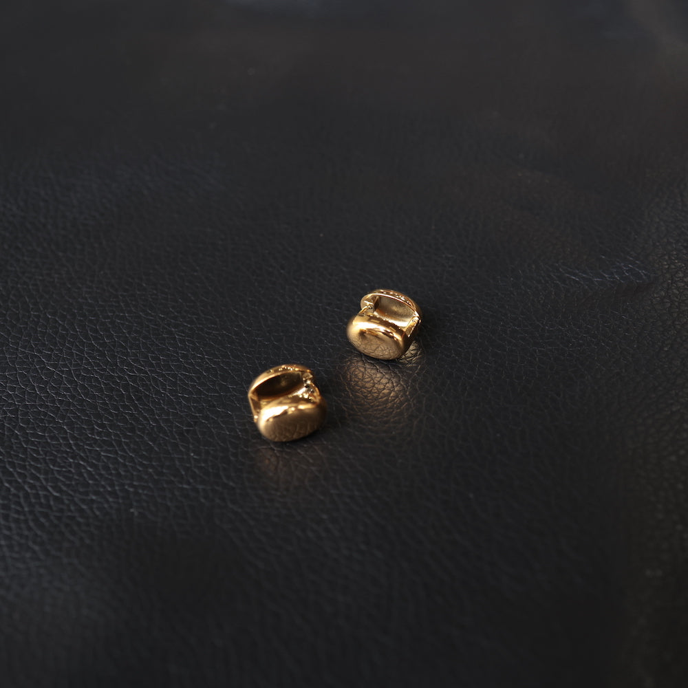P274 stainless gold oval pierce