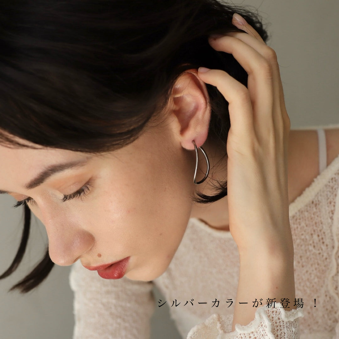 P038 stainless soft wave hoop pierce