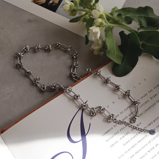 N064 stainless knot chain necklace