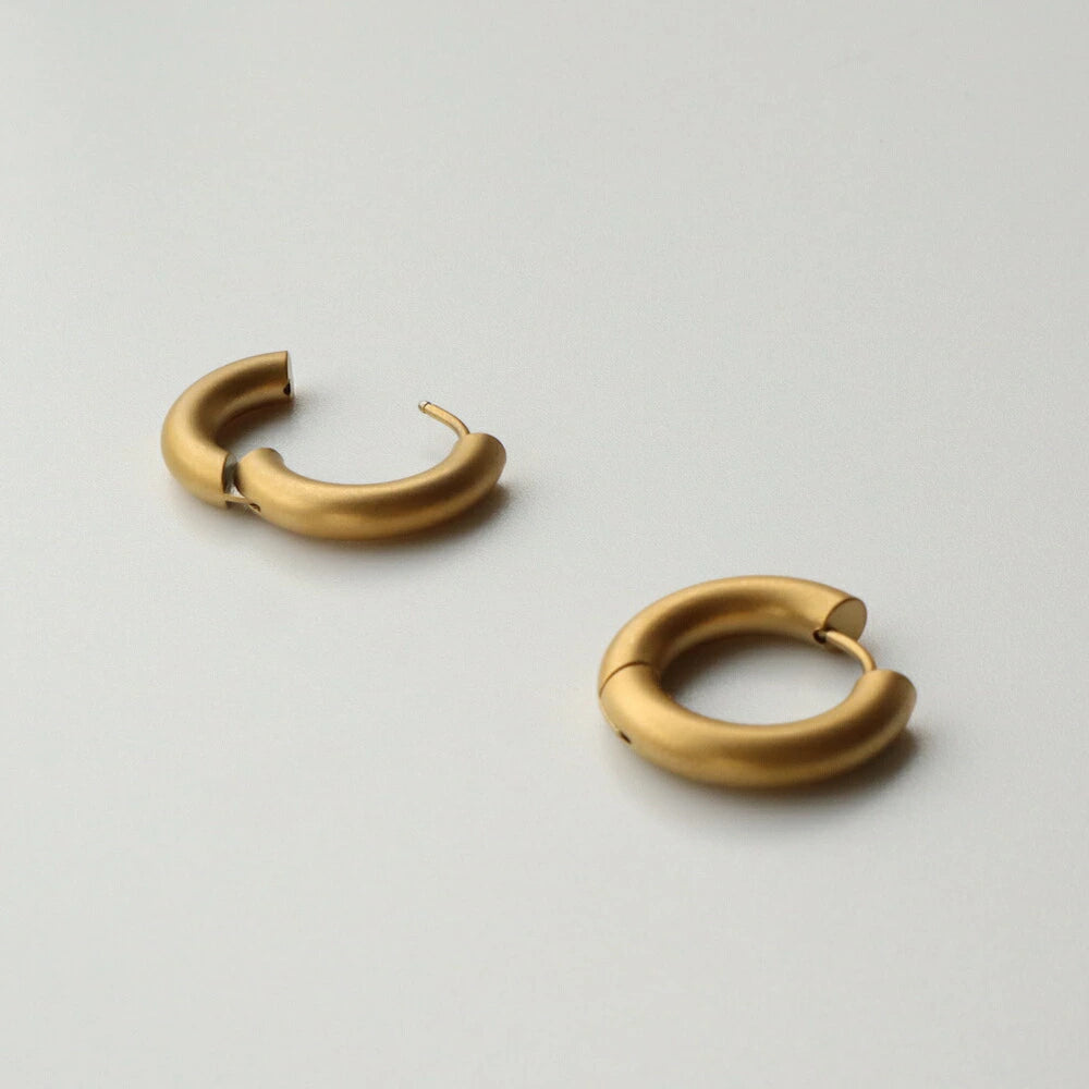 P315  stainless matte gold hoop pierce