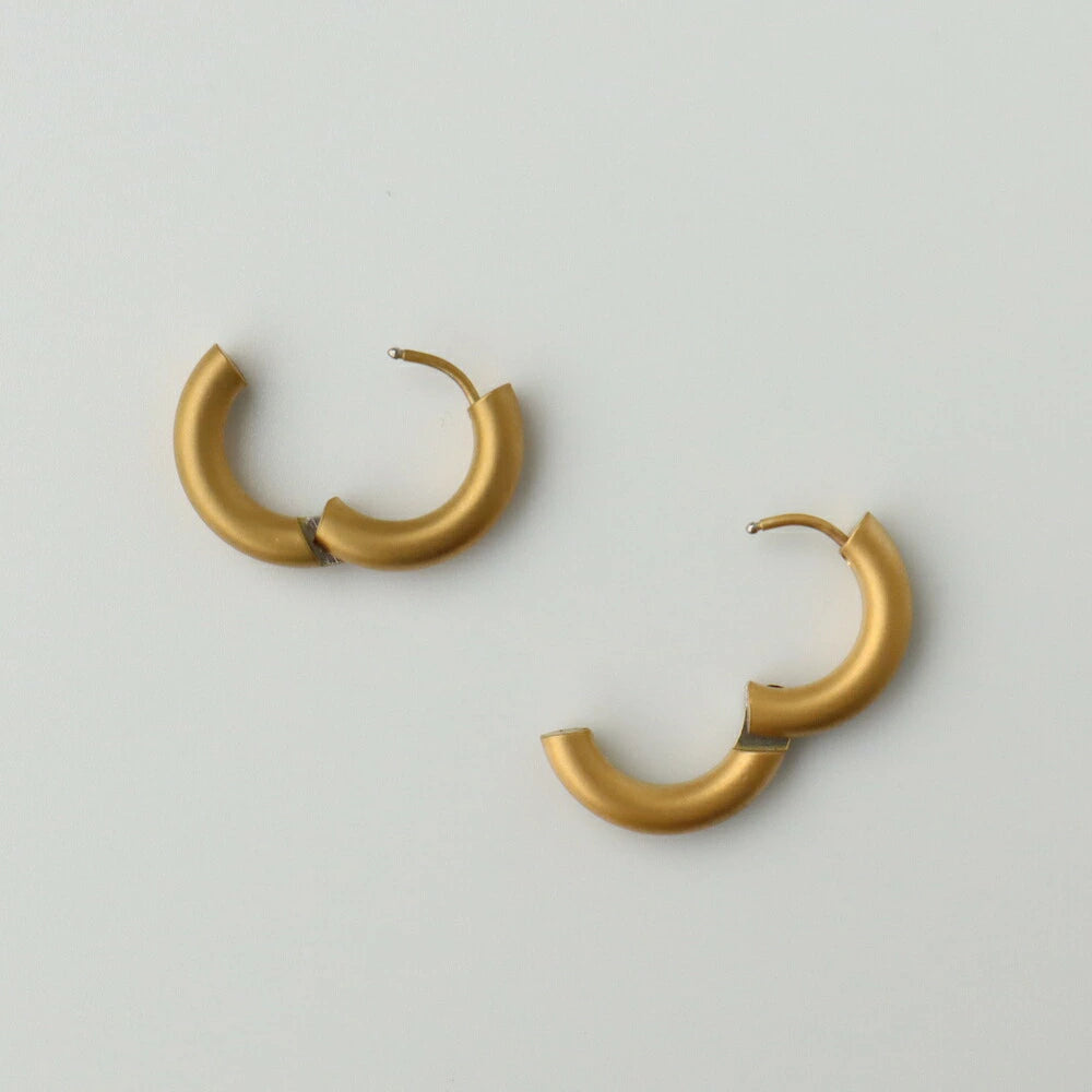 P315  stainless matte gold hoop pierce