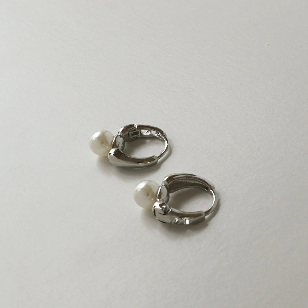 P358  silver925 pearl motif hoop pierce