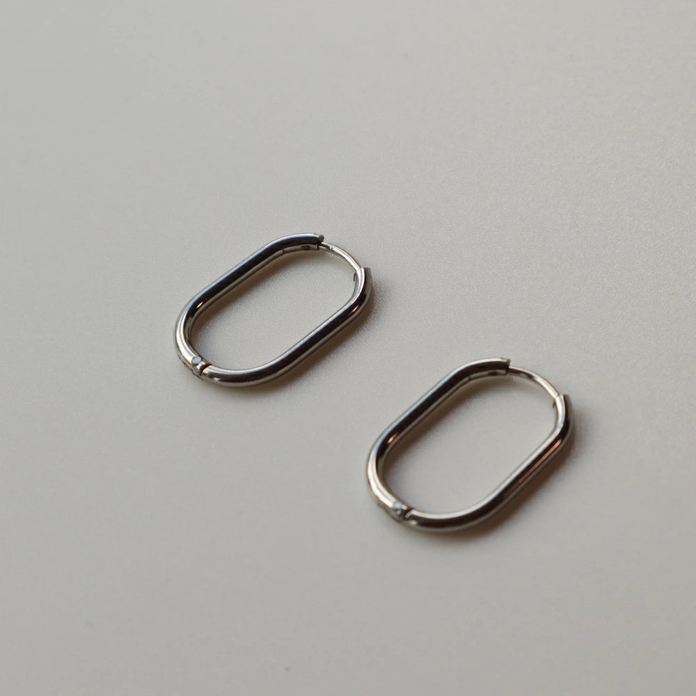 P338  stainless simple hoop pierce