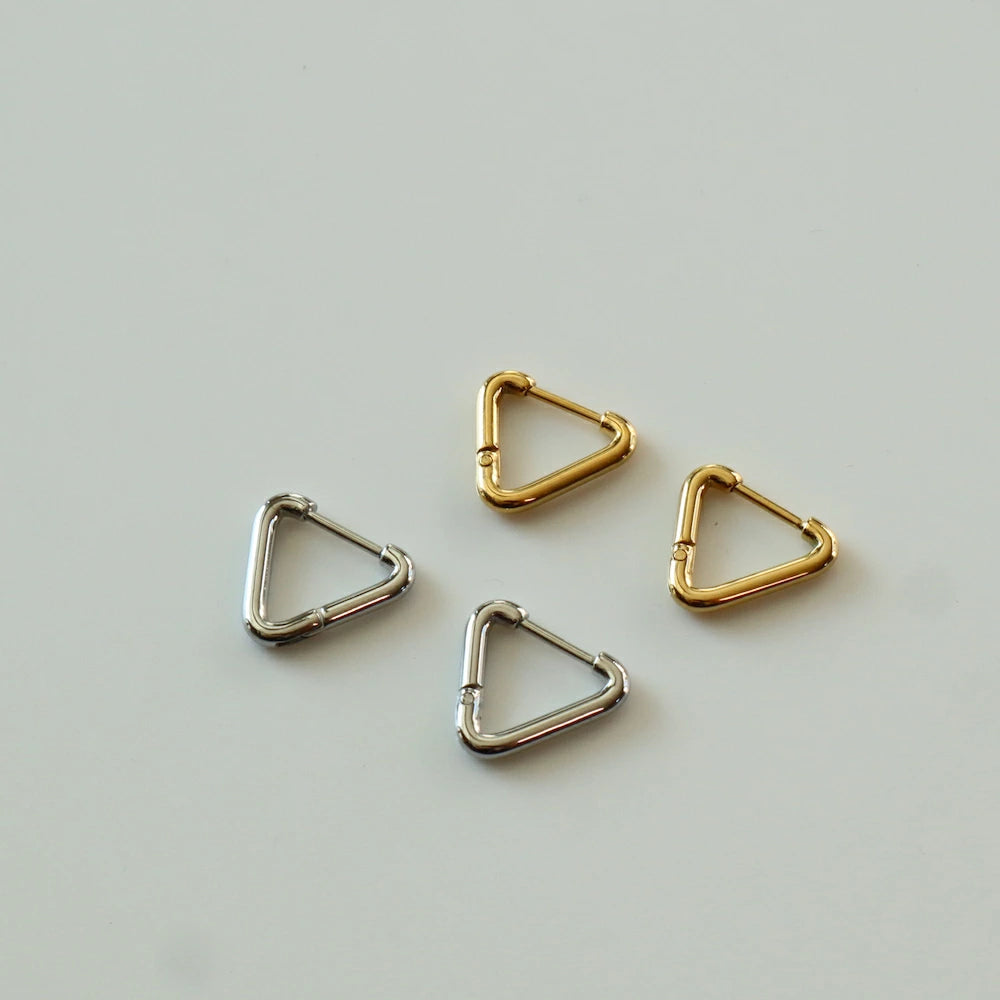 P114  stainless triangle and square minimum pierce