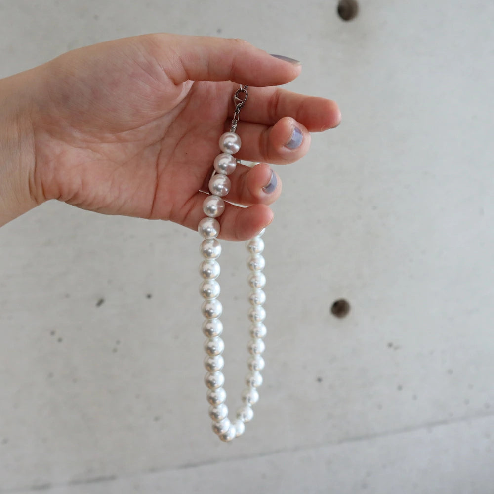 N067 big pearl bees necklace