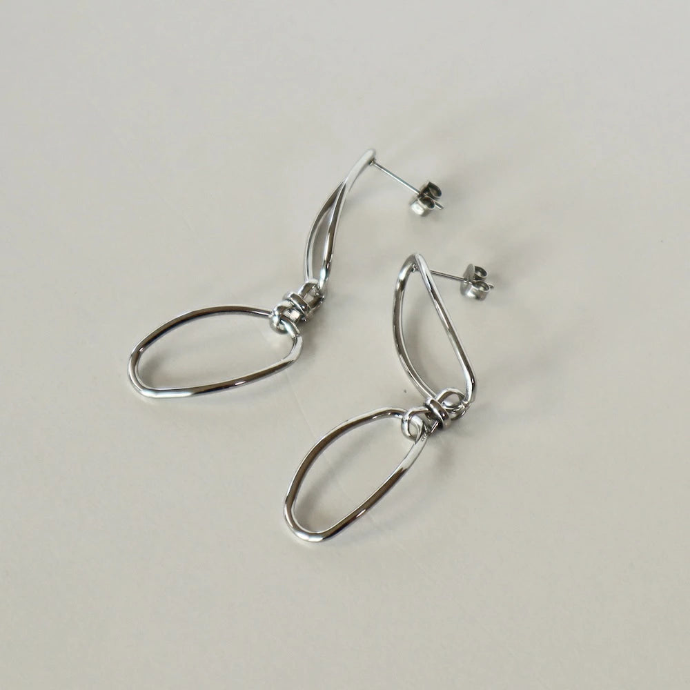 P207  stainless double oval pierce