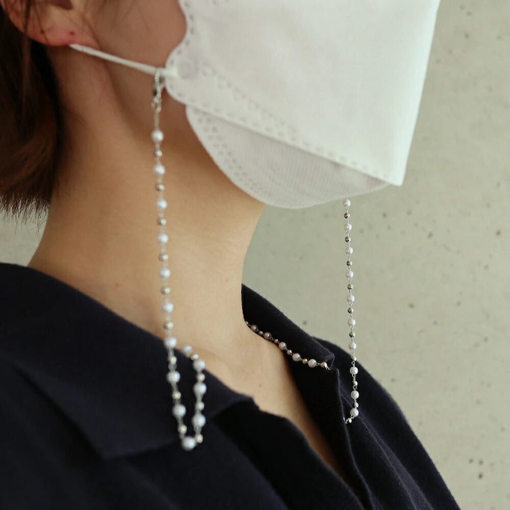 N023 pearl bees mask chain