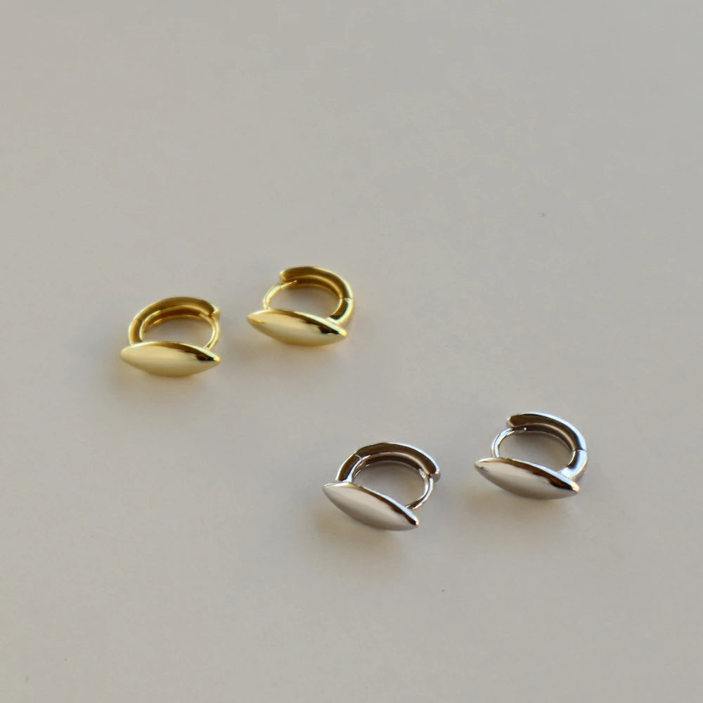 P301  silver925 metal beans hoop pierce